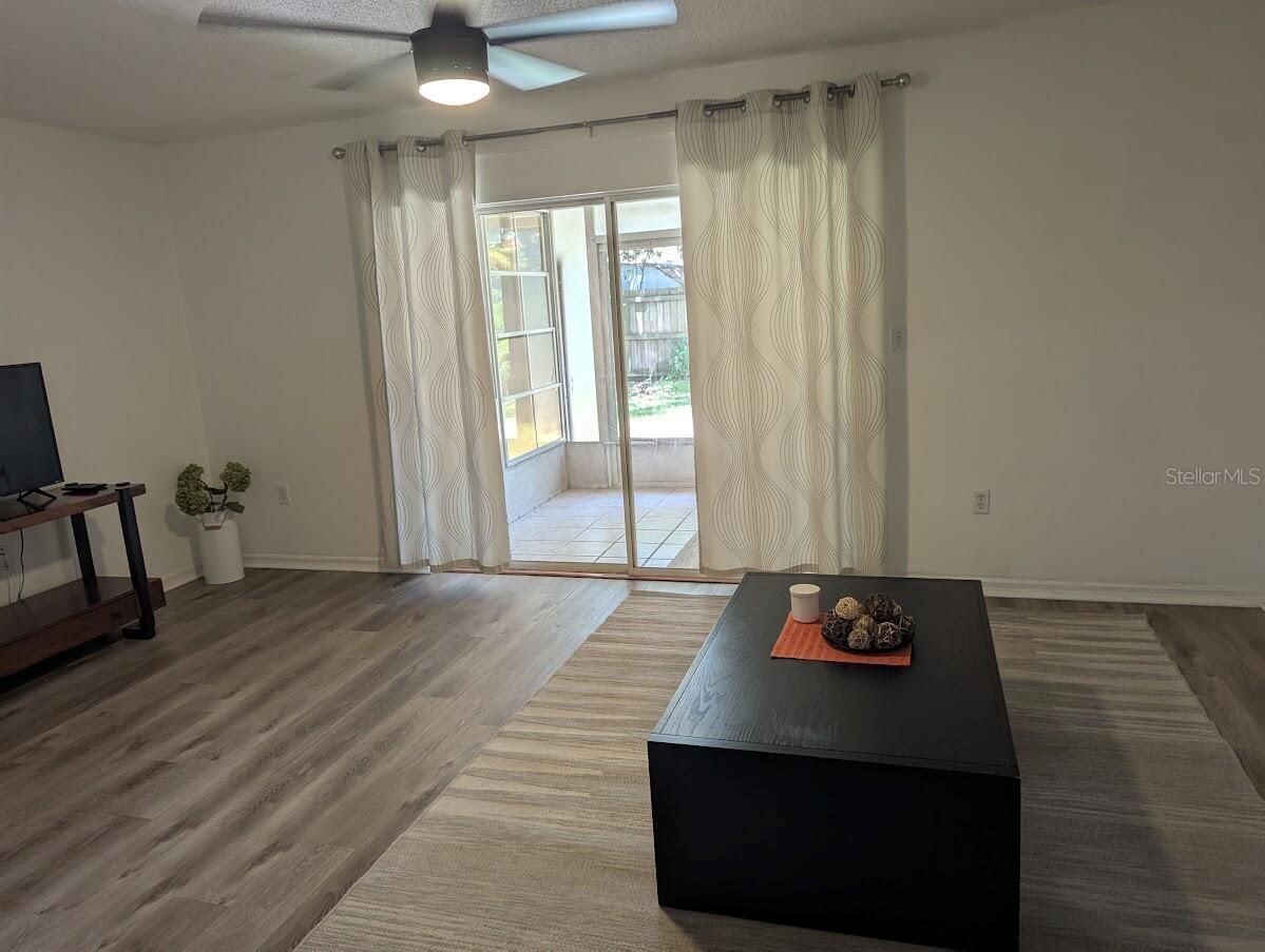 Image 4 of 25 For 2351 19th Street