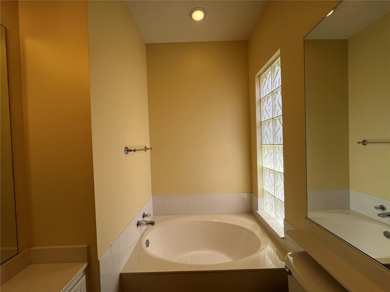 Image 17 of 26 For 11876 Batello Lane