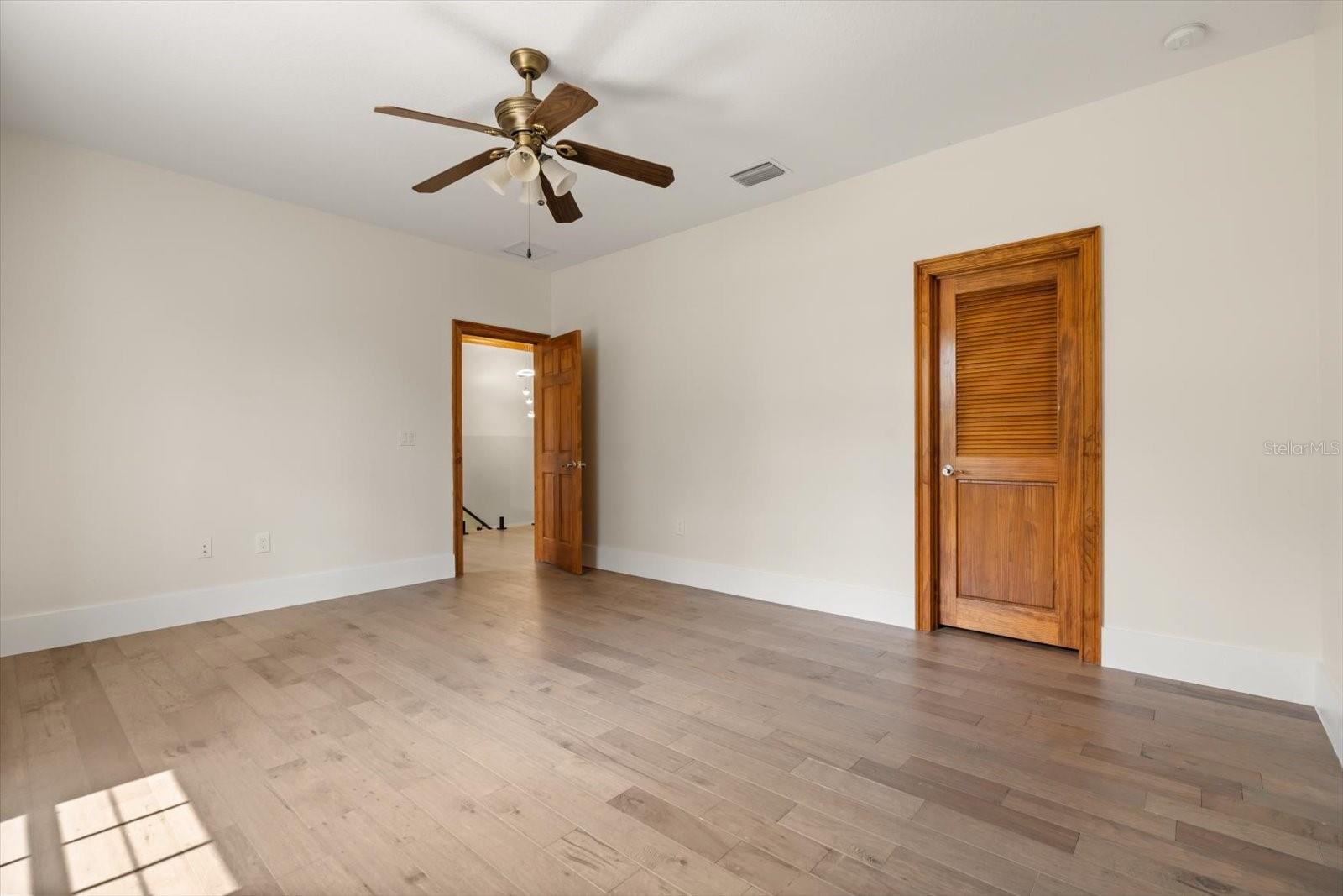 Image 37 of 51 For 27012 Grand Oak Lane