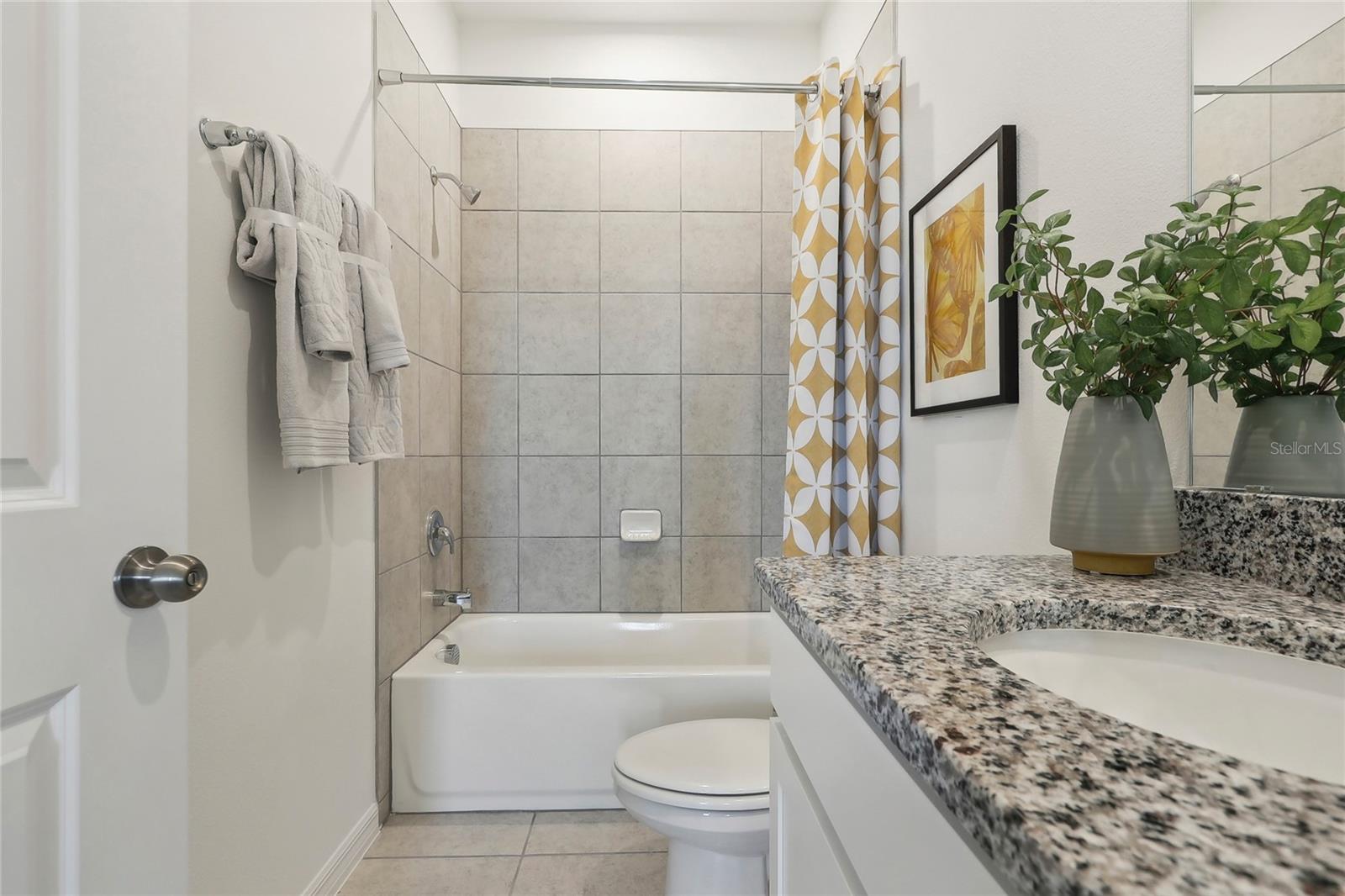 Image 23 of 38 For 392 Eventide Avenue