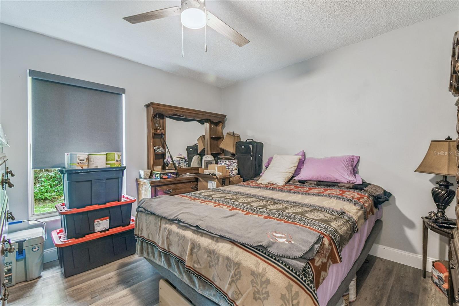 Listing photo id 8 for 1317 Carl Street