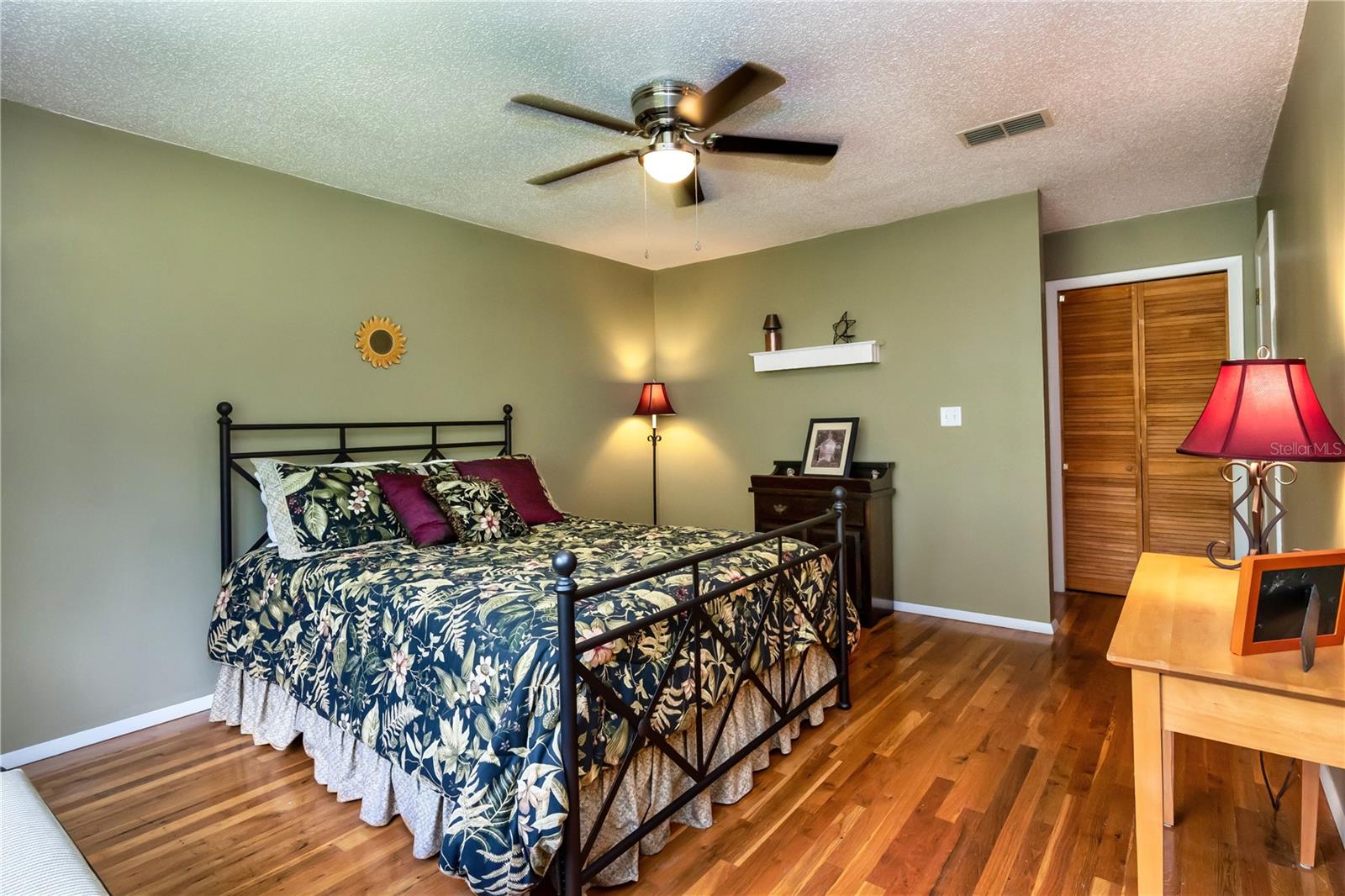 Image 22 of 29 For 8326 Tangelo Tree Drive