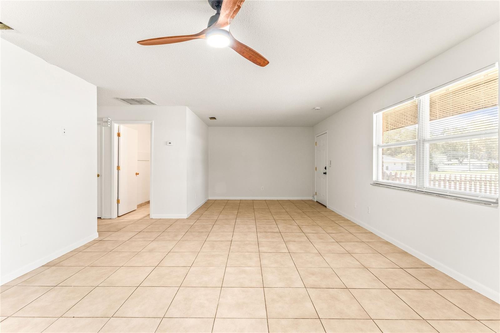 Image 6 of 28 For 1527 Juniper Drive