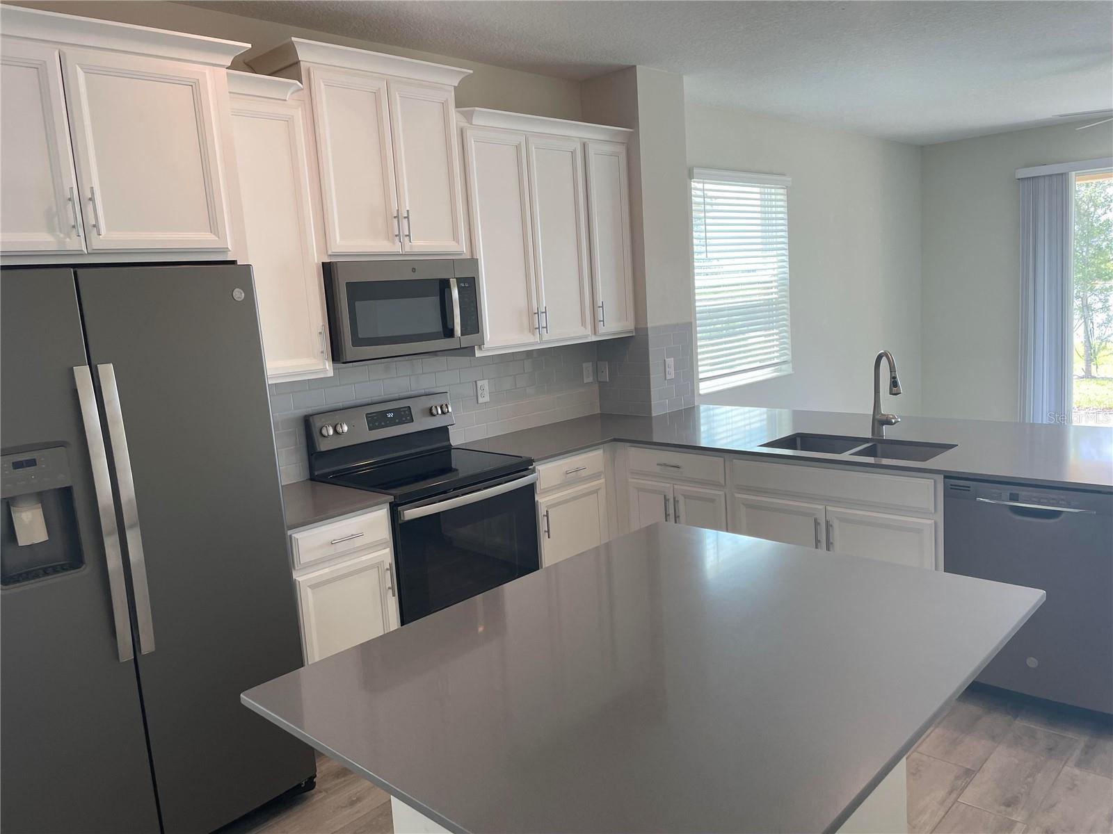 Image 8 of 32 For 3431 Sagebrush Street