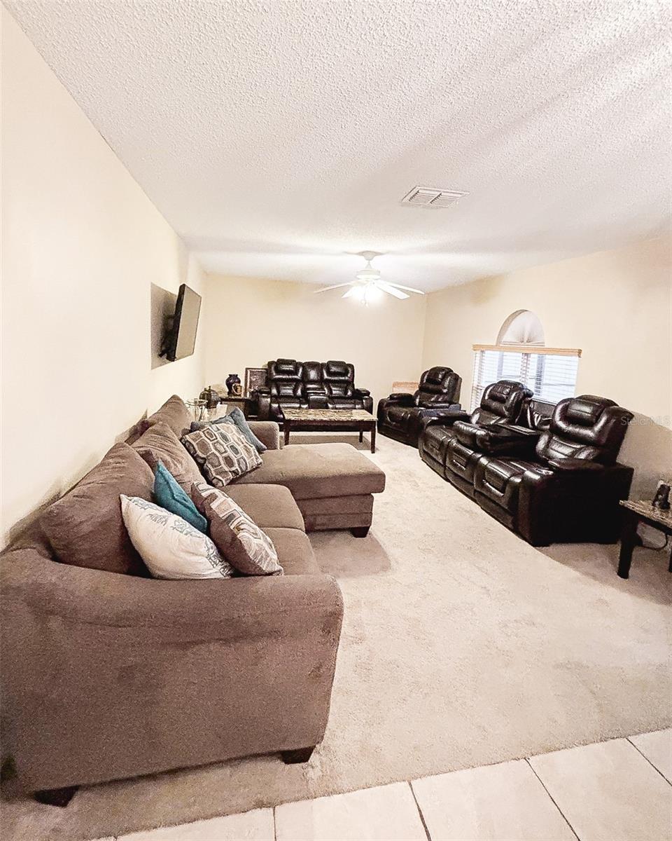 Image 19 of 51 For 12937 Bridleford Drive