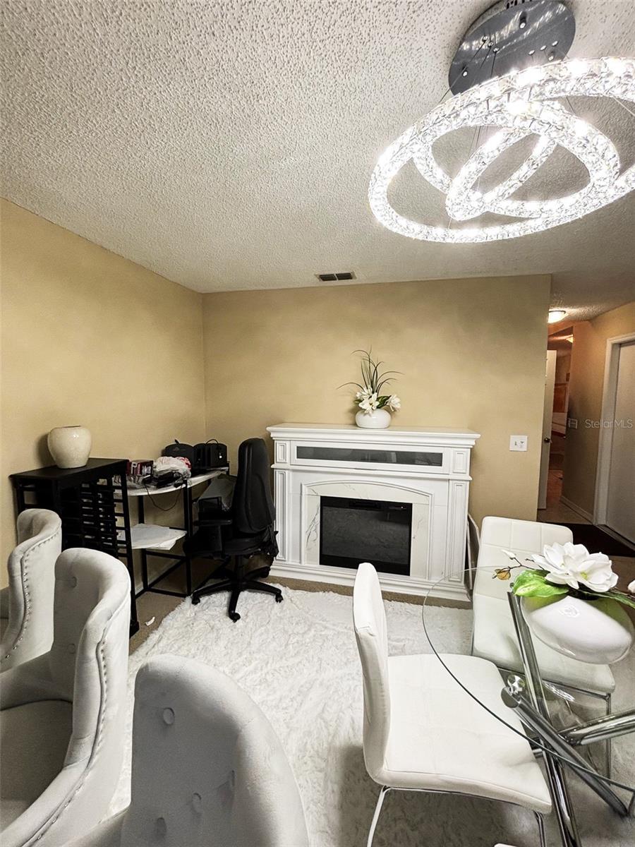 Image 22 of 51 For 12937 Bridleford Drive