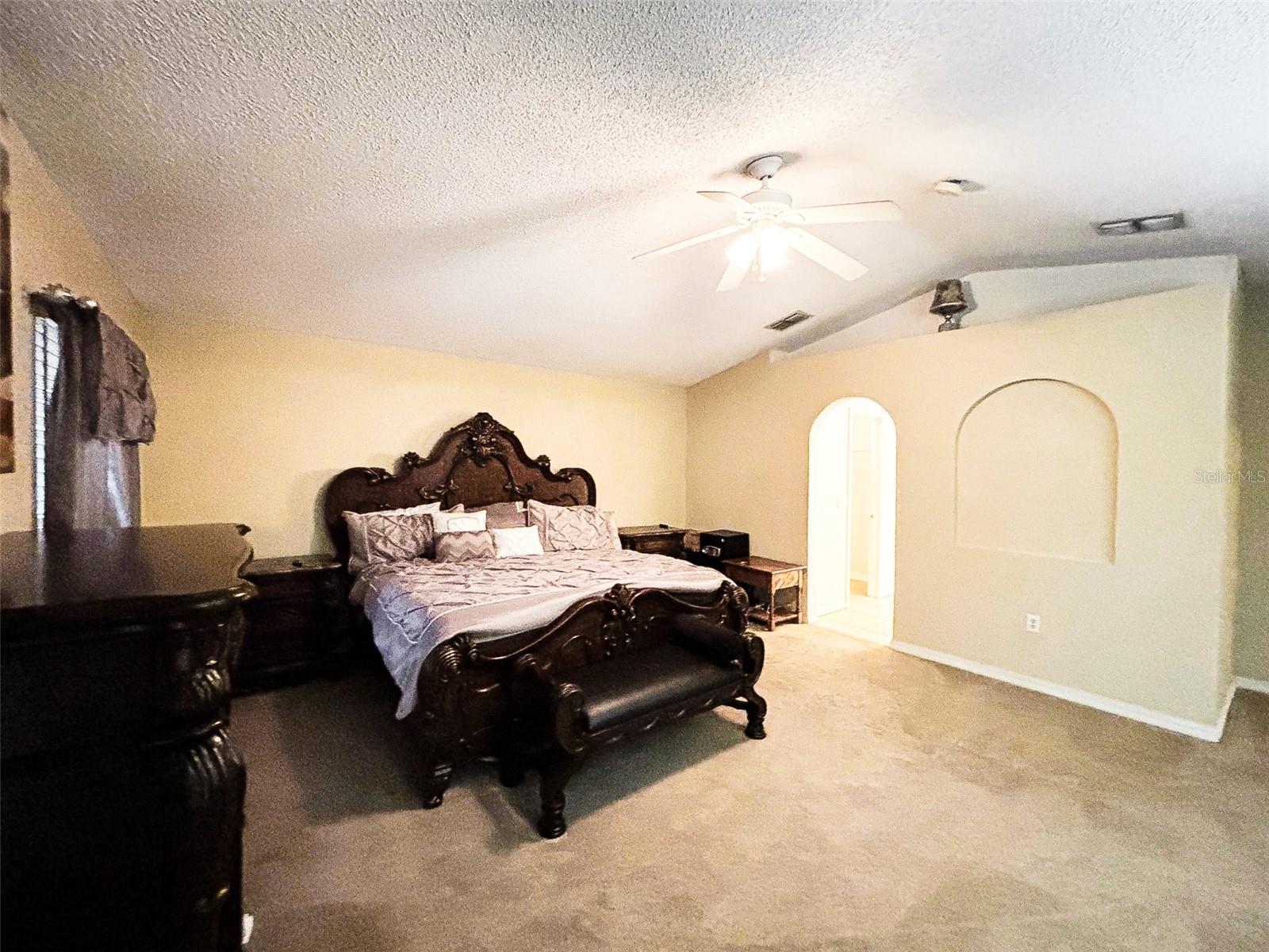 Image 26 of 51 For 12937 Bridleford Drive