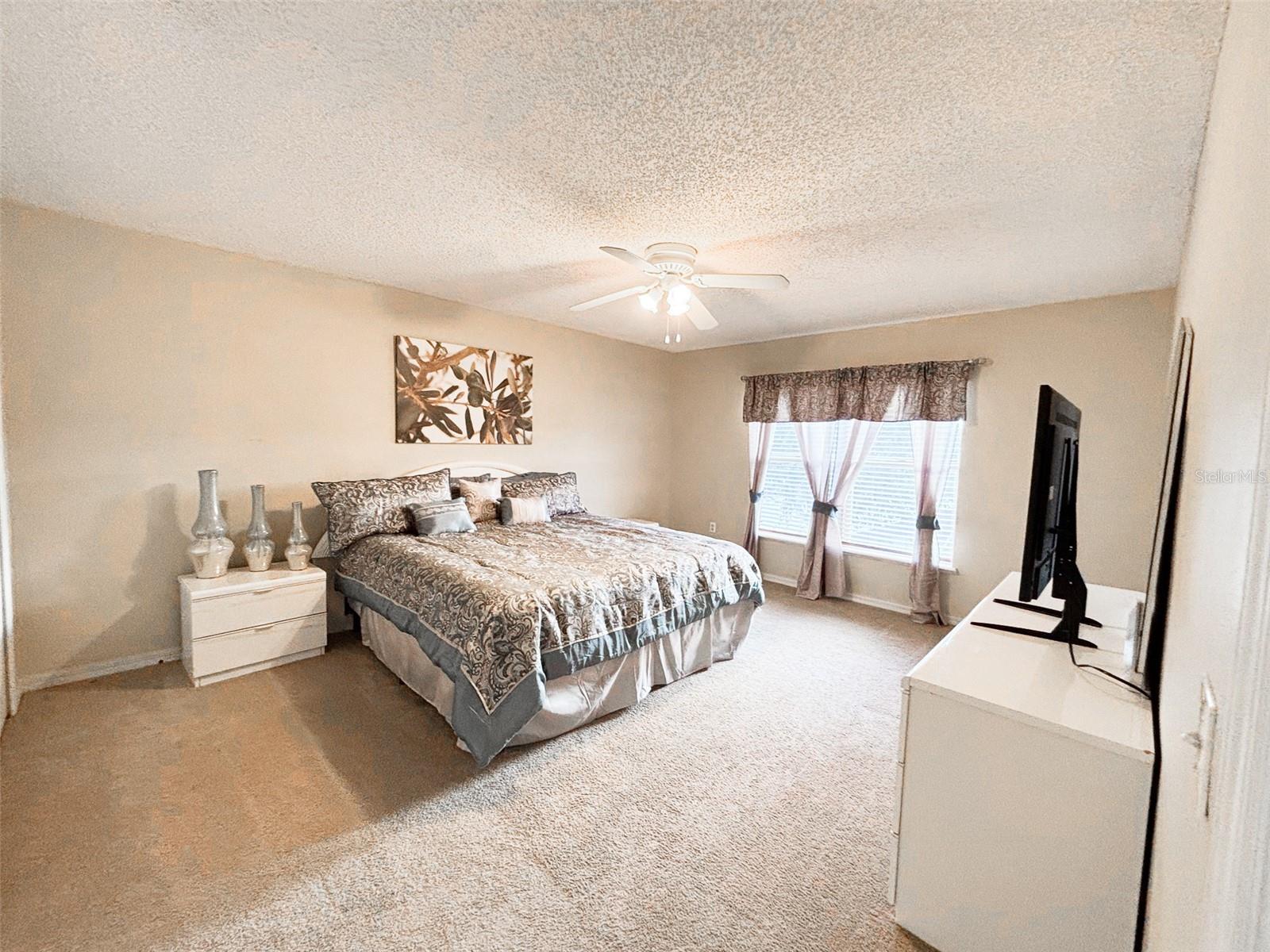 Image 34 of 51 For 12937 Bridleford Drive