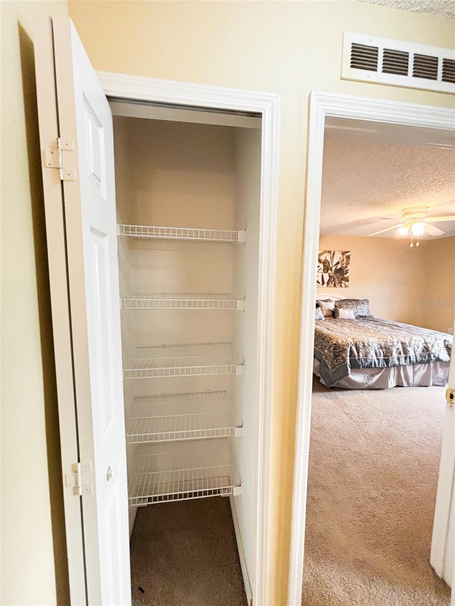 Image 37 of 51 For 12937 Bridleford Drive