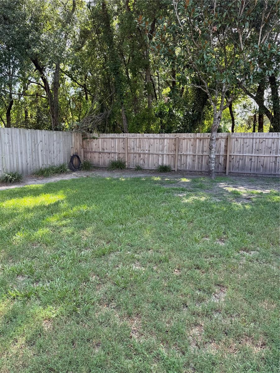 Image 19 of 22 For 714 Astoria Dr Drive
