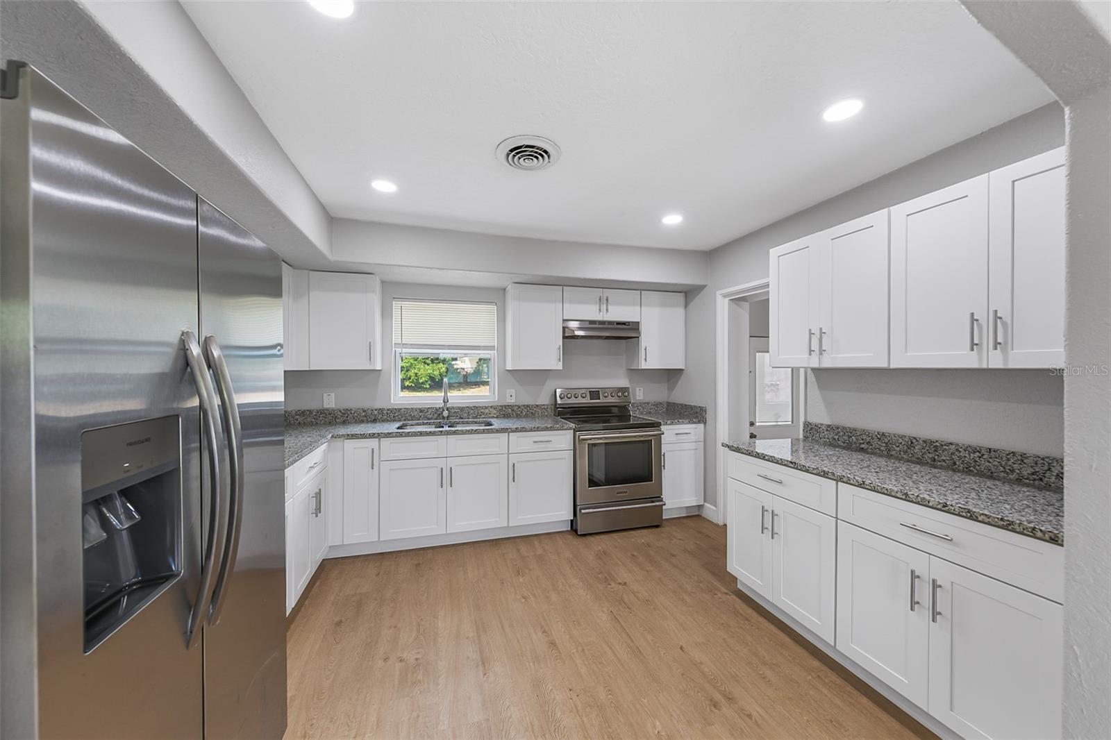 Image 31 of 45 For 1301 Gary Drive