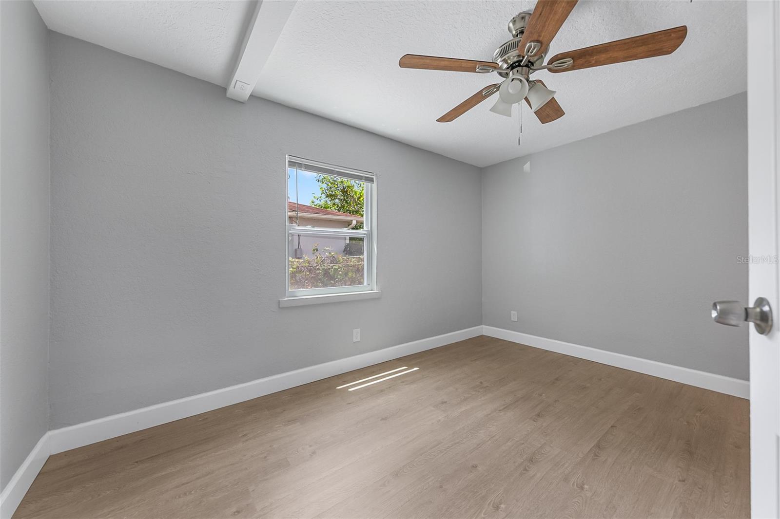 Image 36 of 45 For 1301 Gary Drive