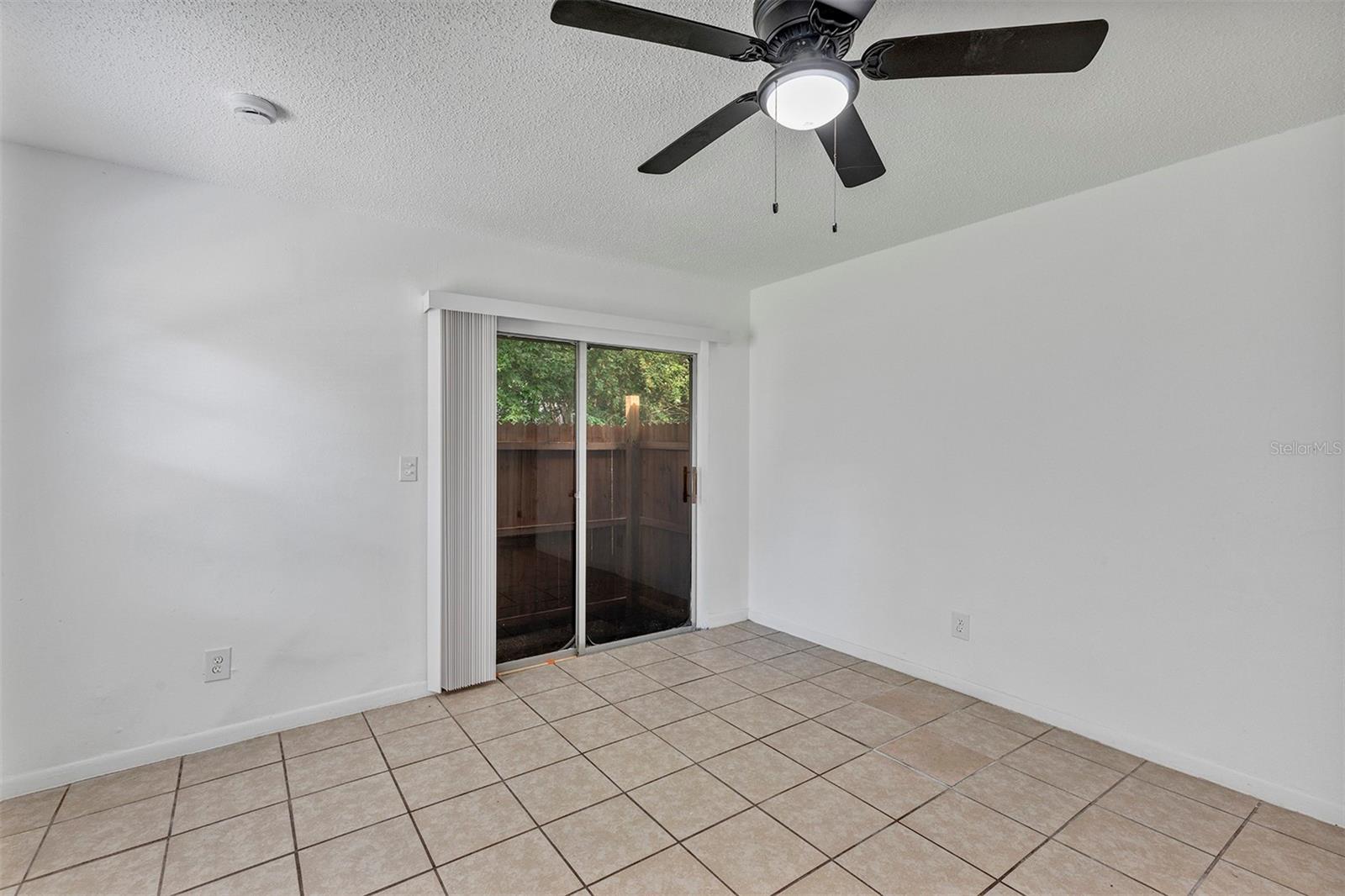 Image 5 of 10 For 506 Ne 28th  C
