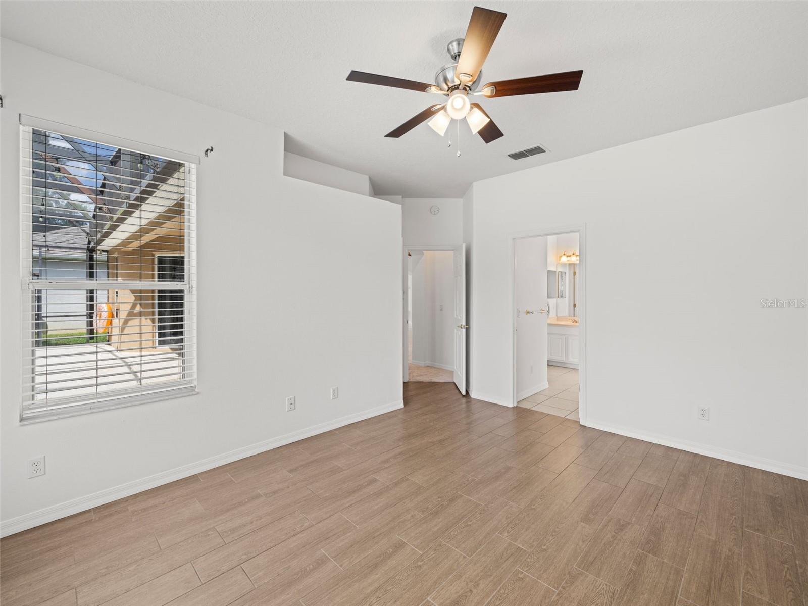 Image 19 of 26 For 3851 Beacon Ridge Way