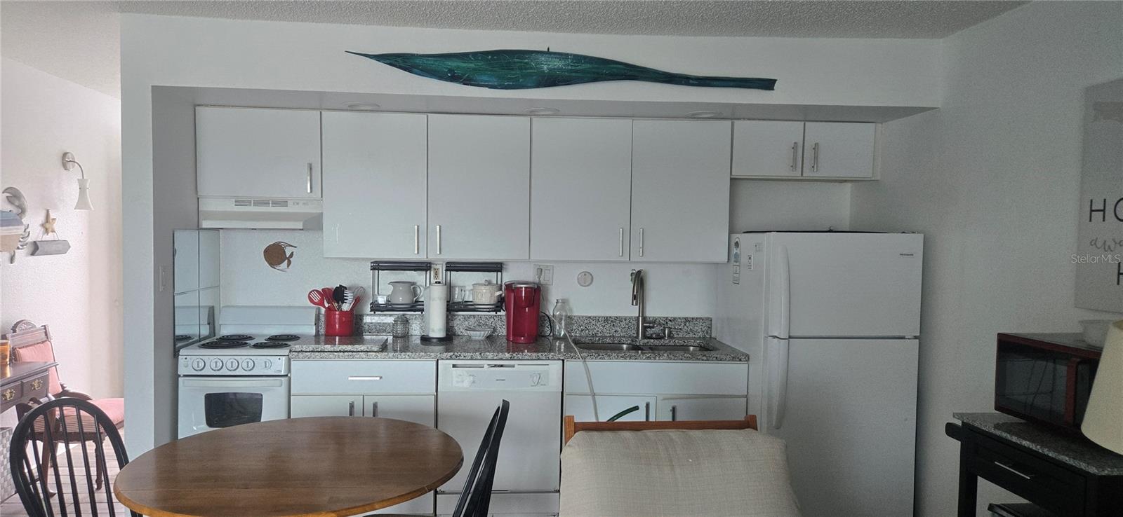 Image 17 of 70 For 3700 Atlantic Avenue 410