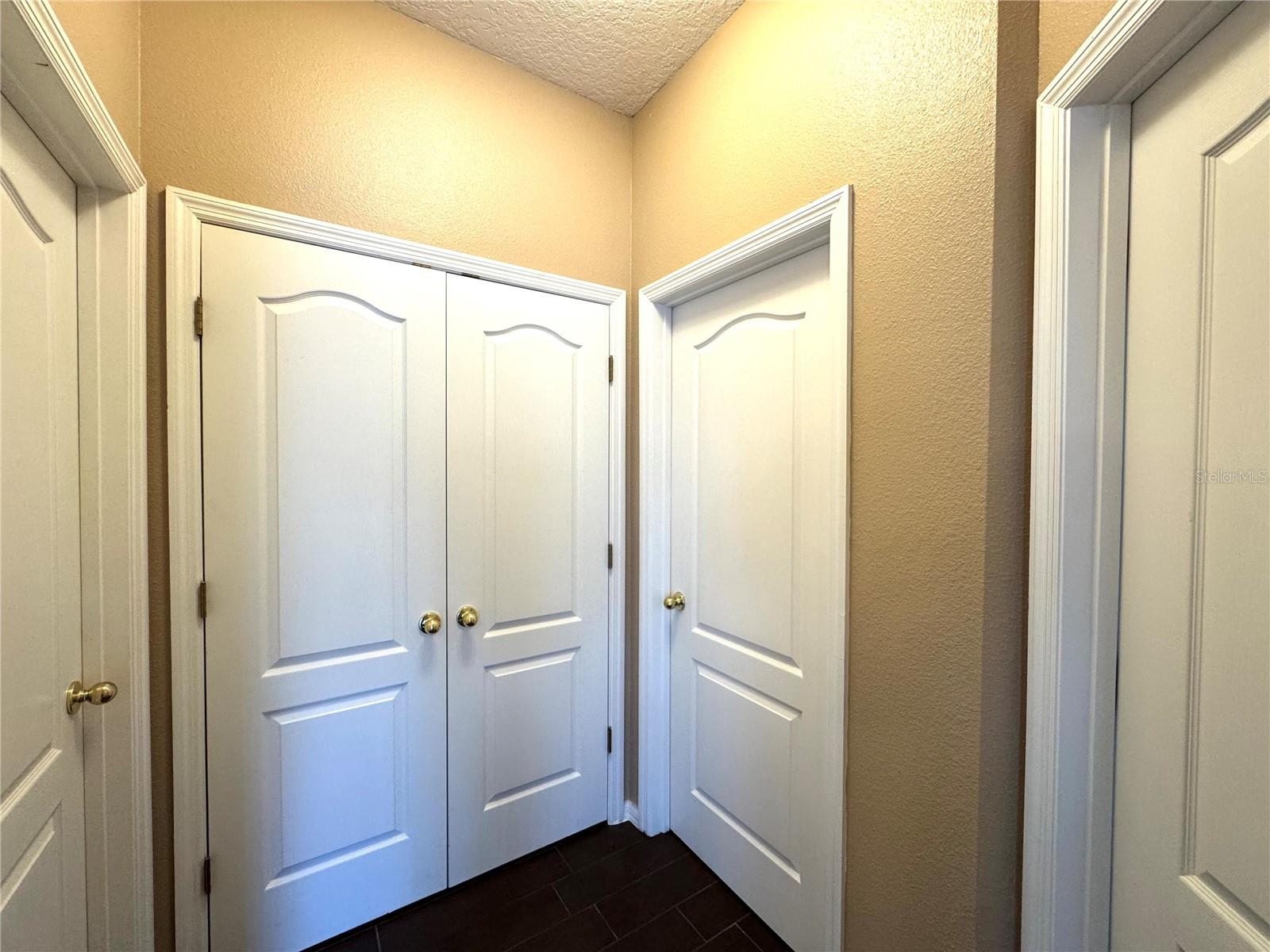 Image 11 of 23 For 6582 Goldenrod Road 89a