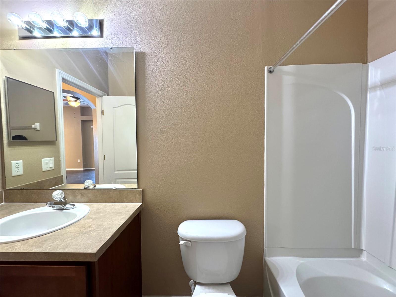 Image 13 of 23 For 6582 Goldenrod Road 89a