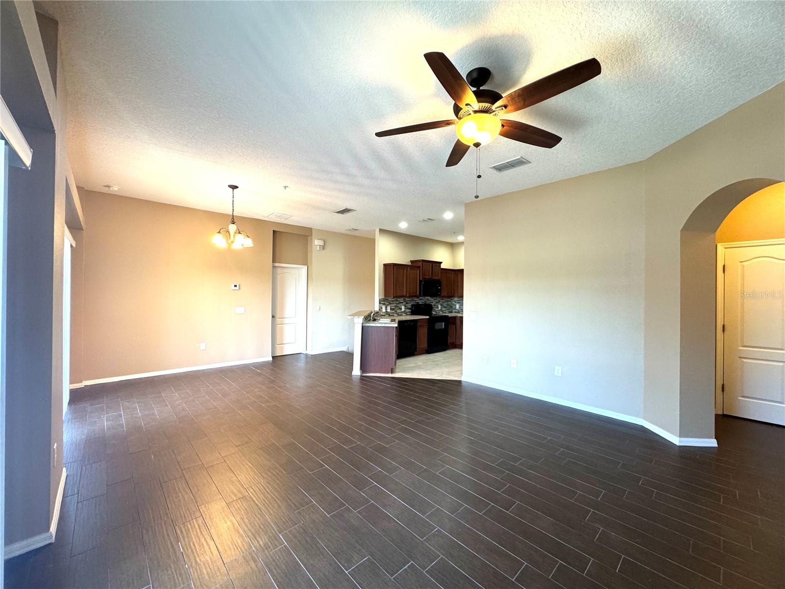 Image 5 of 23 For 6582 Goldenrod Road 89a