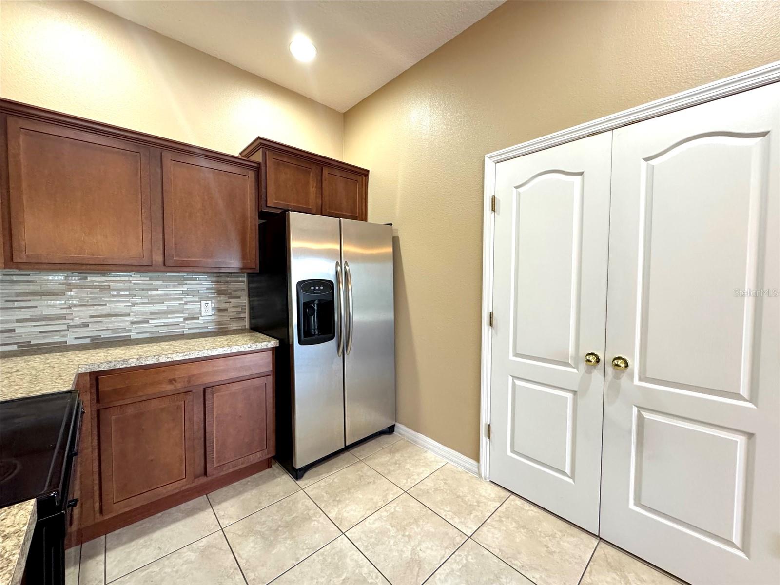 Image 8 of 23 For 6582 Goldenrod Road 89a