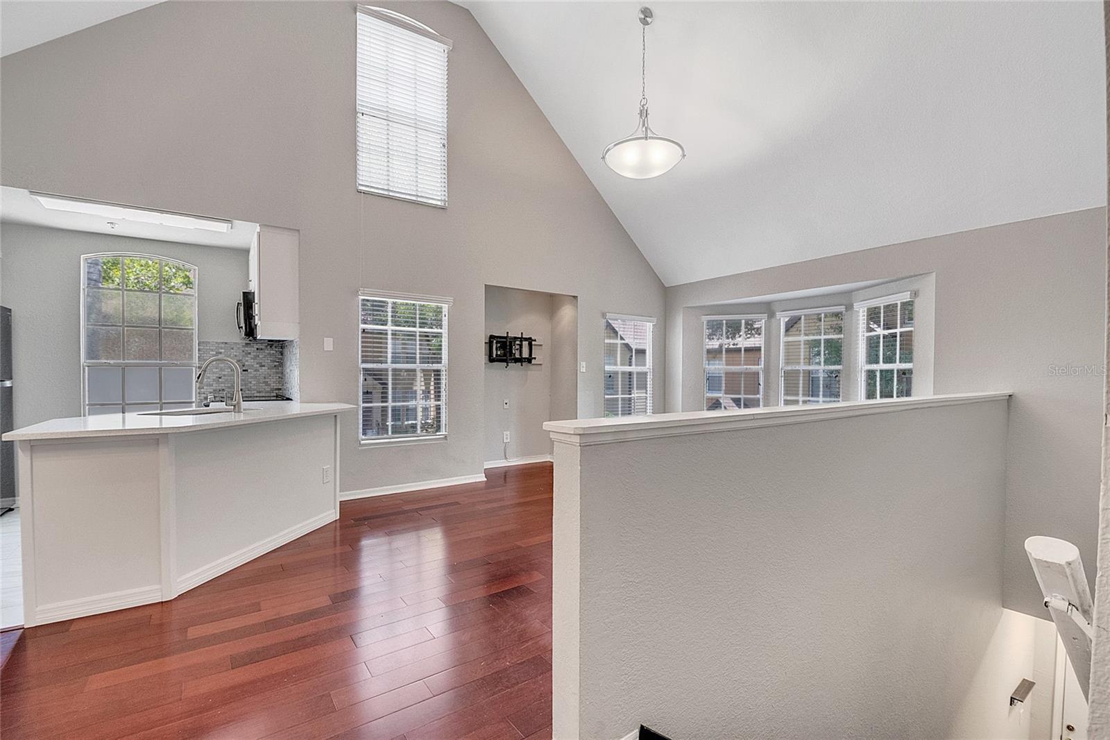 Image 10 of 51 For 6324 Raleigh Street 711