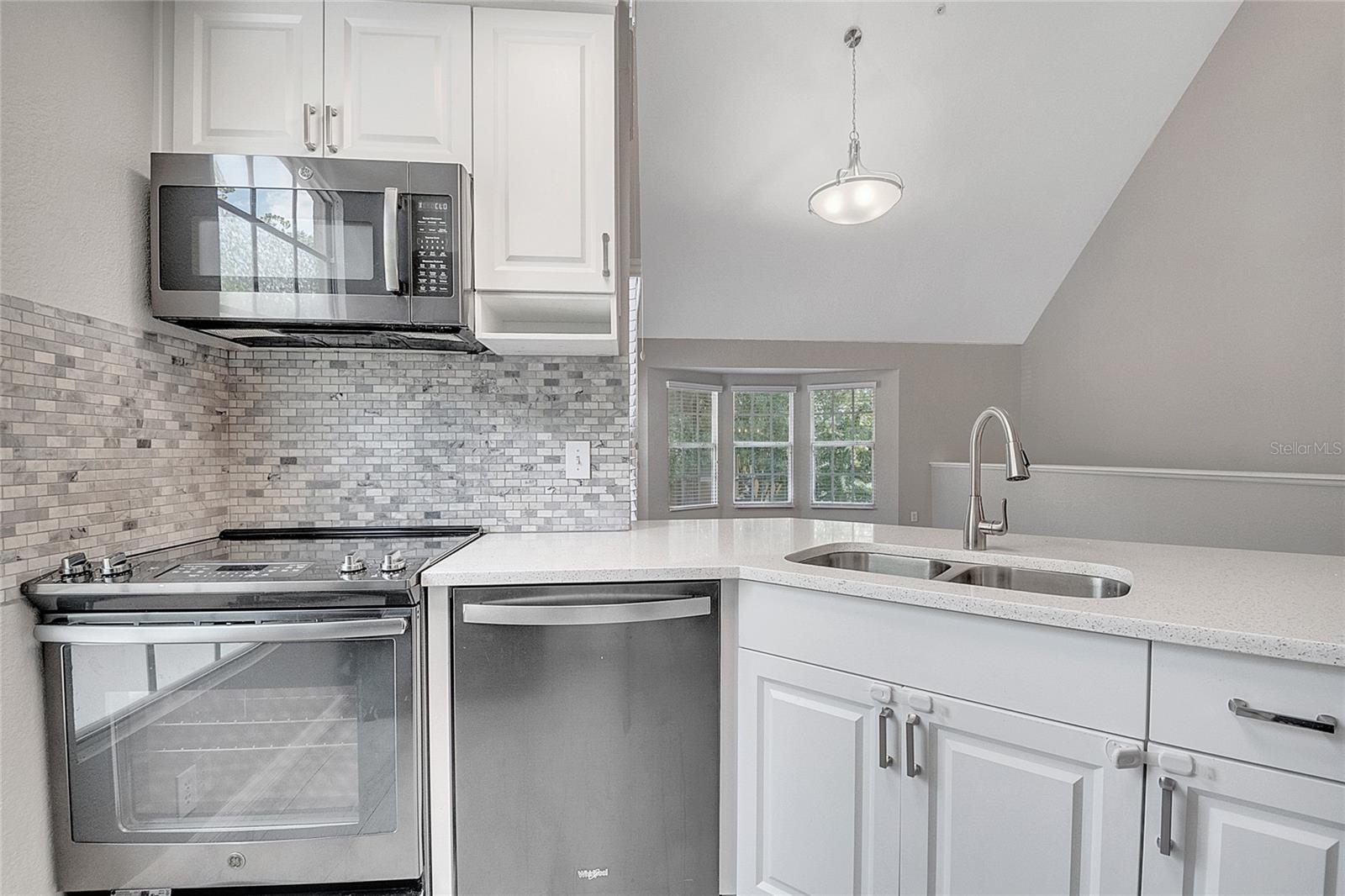 Image 20 of 51 For 6324 Raleigh Street 711