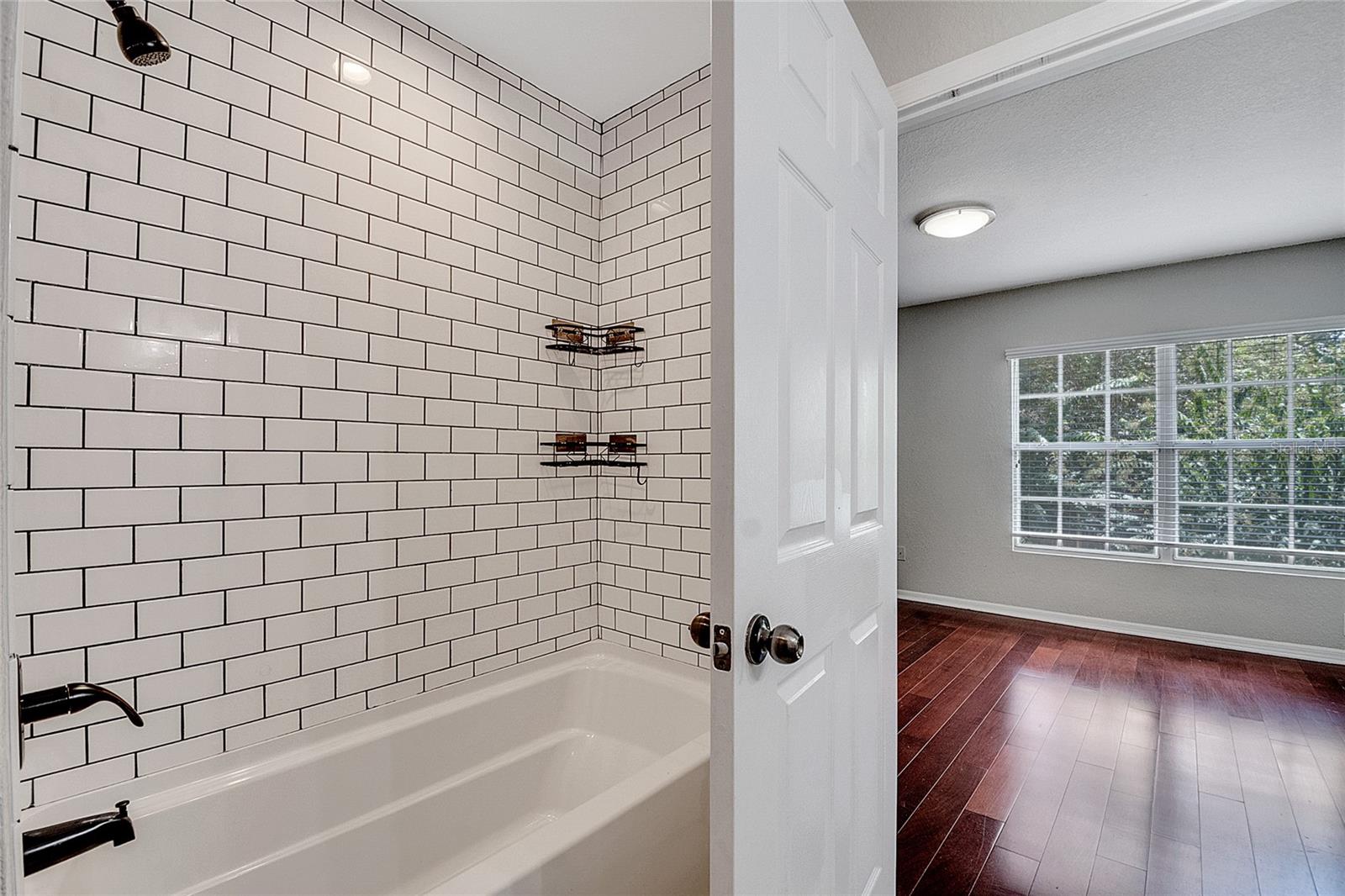 Image 30 of 51 For 6324 Raleigh Street 711