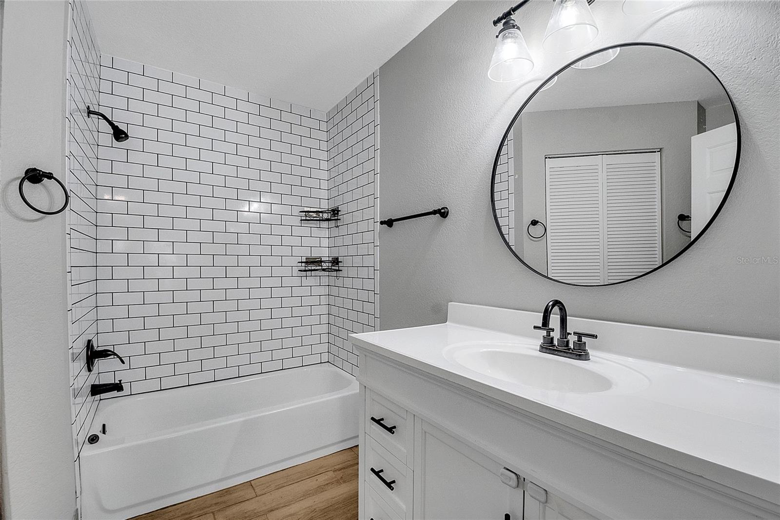 Image 40 of 51 For 6324 Raleigh Street 711