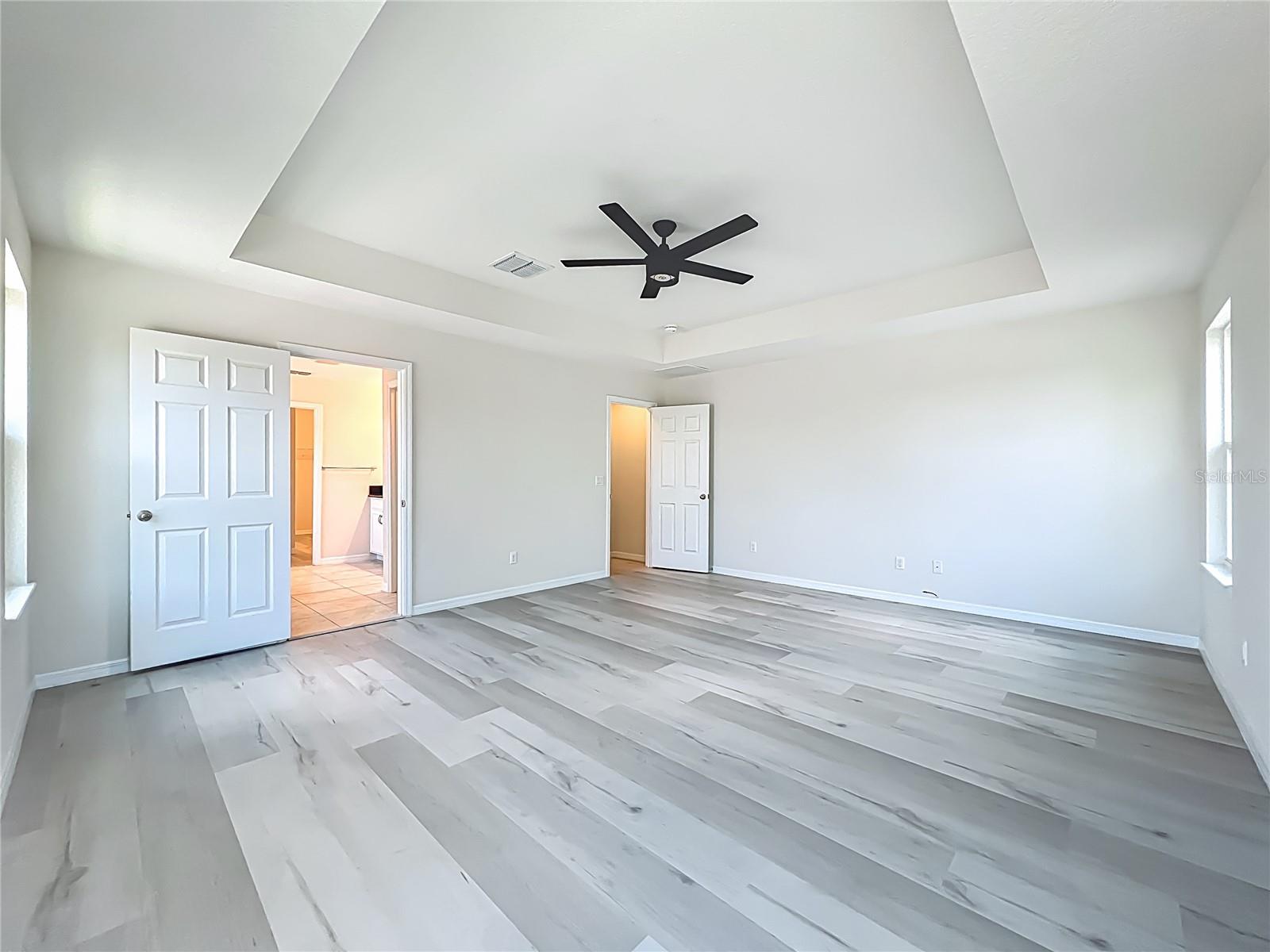 Image 45 of 79 For 14585 Magnolia Ridge Loop