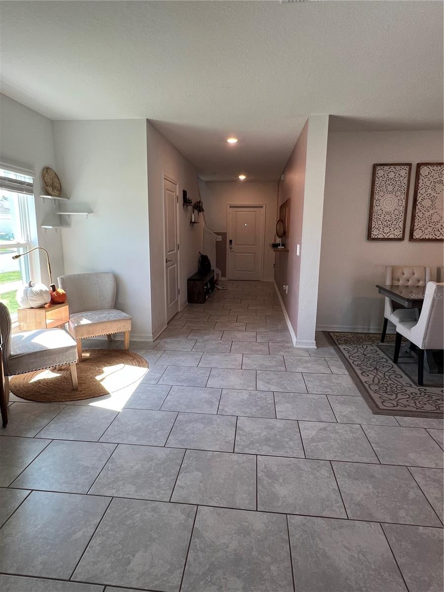 Image 10 of 69 For 950 Cattleman Street