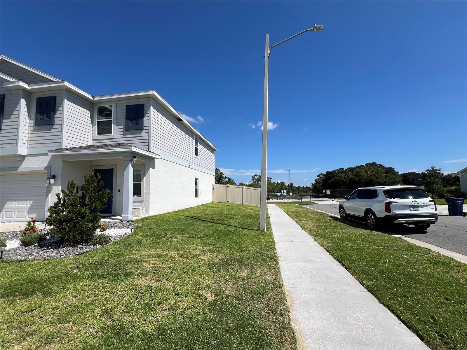 Image 68 of 69 For 950 Cattleman Street