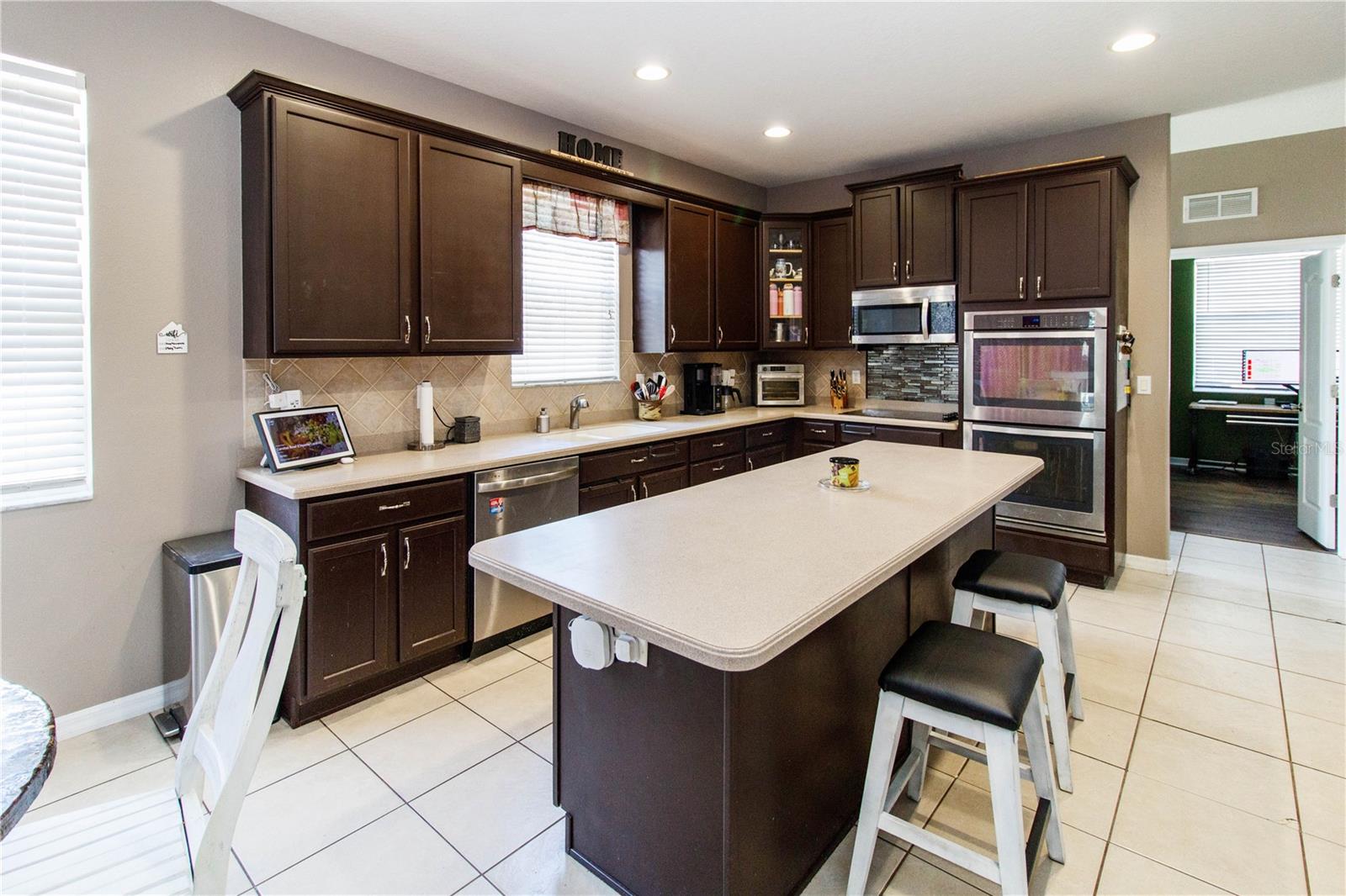 Image 10 of 54 For 14025 Leybourne Way