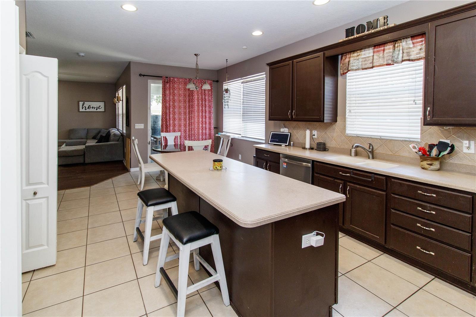 Image 14 of 54 For 14025 Leybourne Way