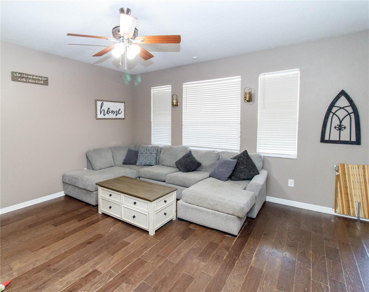 Image 8 of 54 For 14025 Leybourne Way