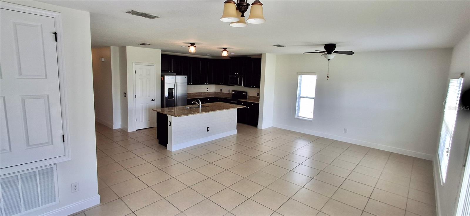 Image 4 of 28 For 122 Andalusia Loop