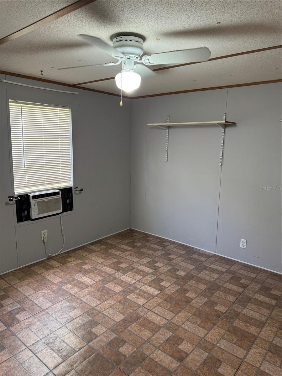 Image 6 of 11 For 1255 Teal Road