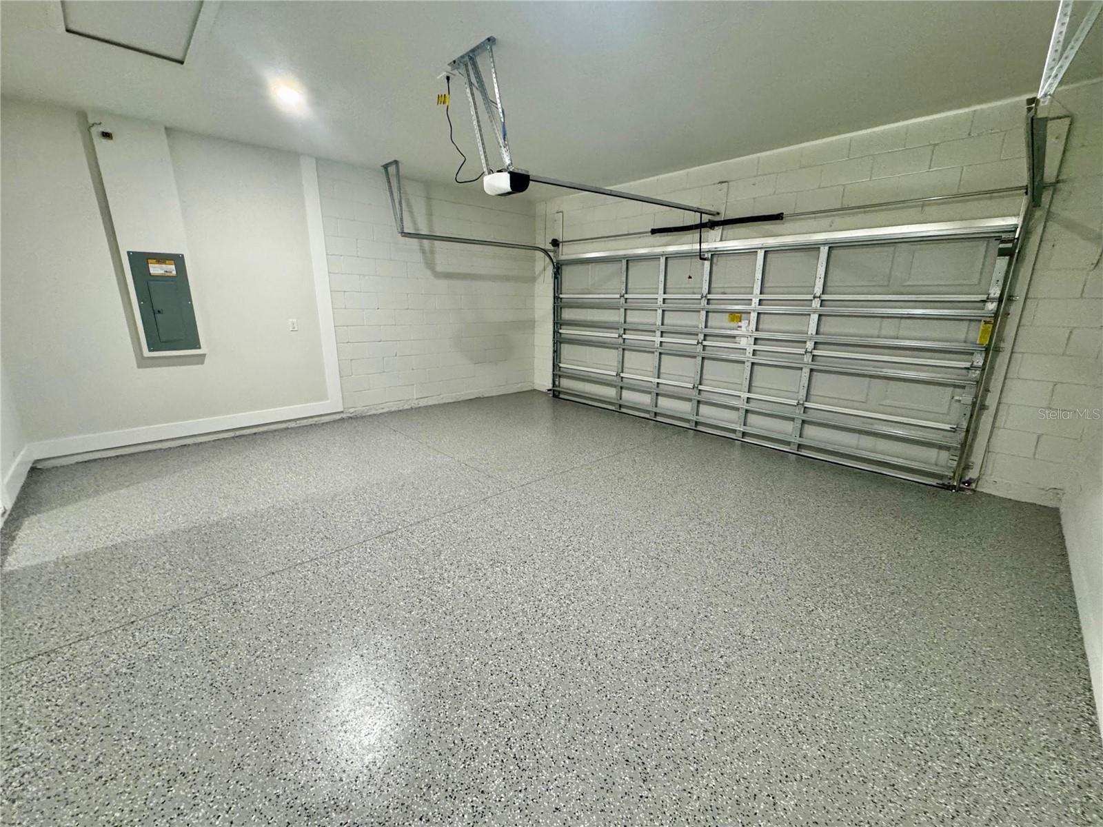 Listing photo id 29 for 6682 Edelweiss Way