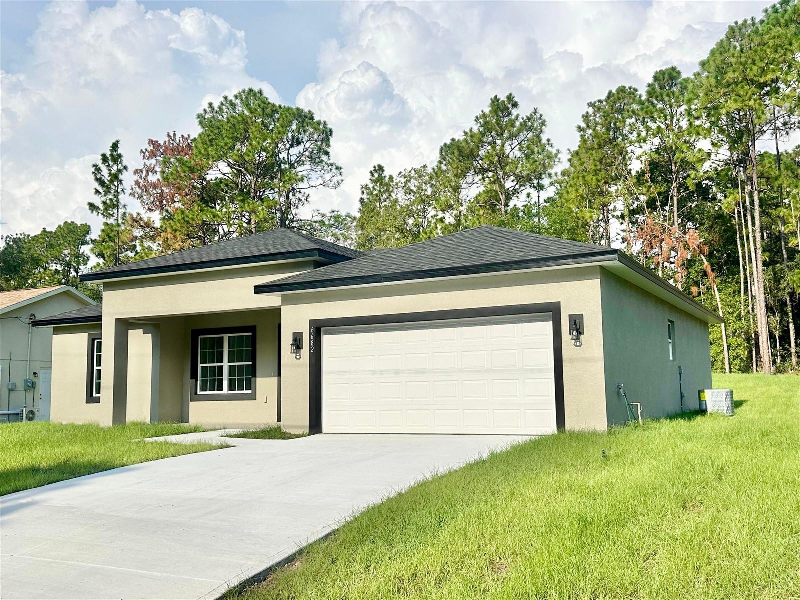Listing photo id 2 for 6682 Edelweiss Way
