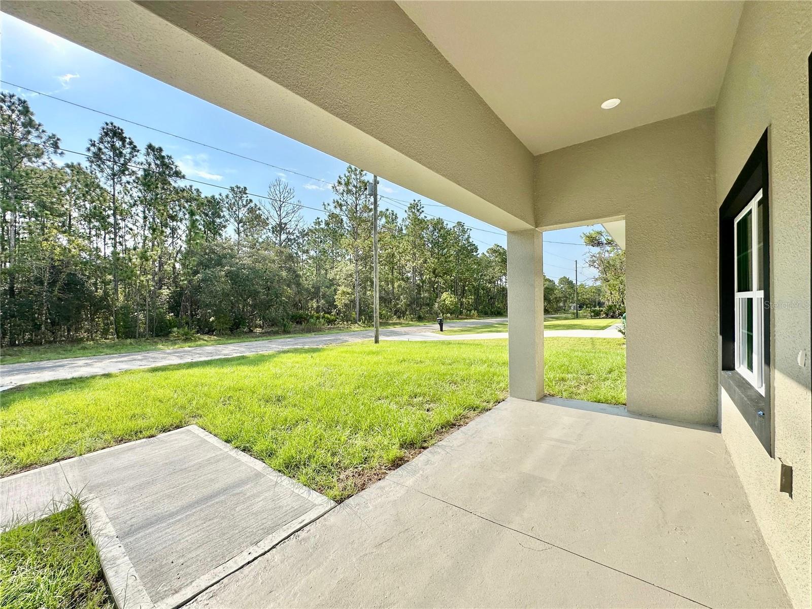 Listing photo id 6 for 6682 Edelweiss Way