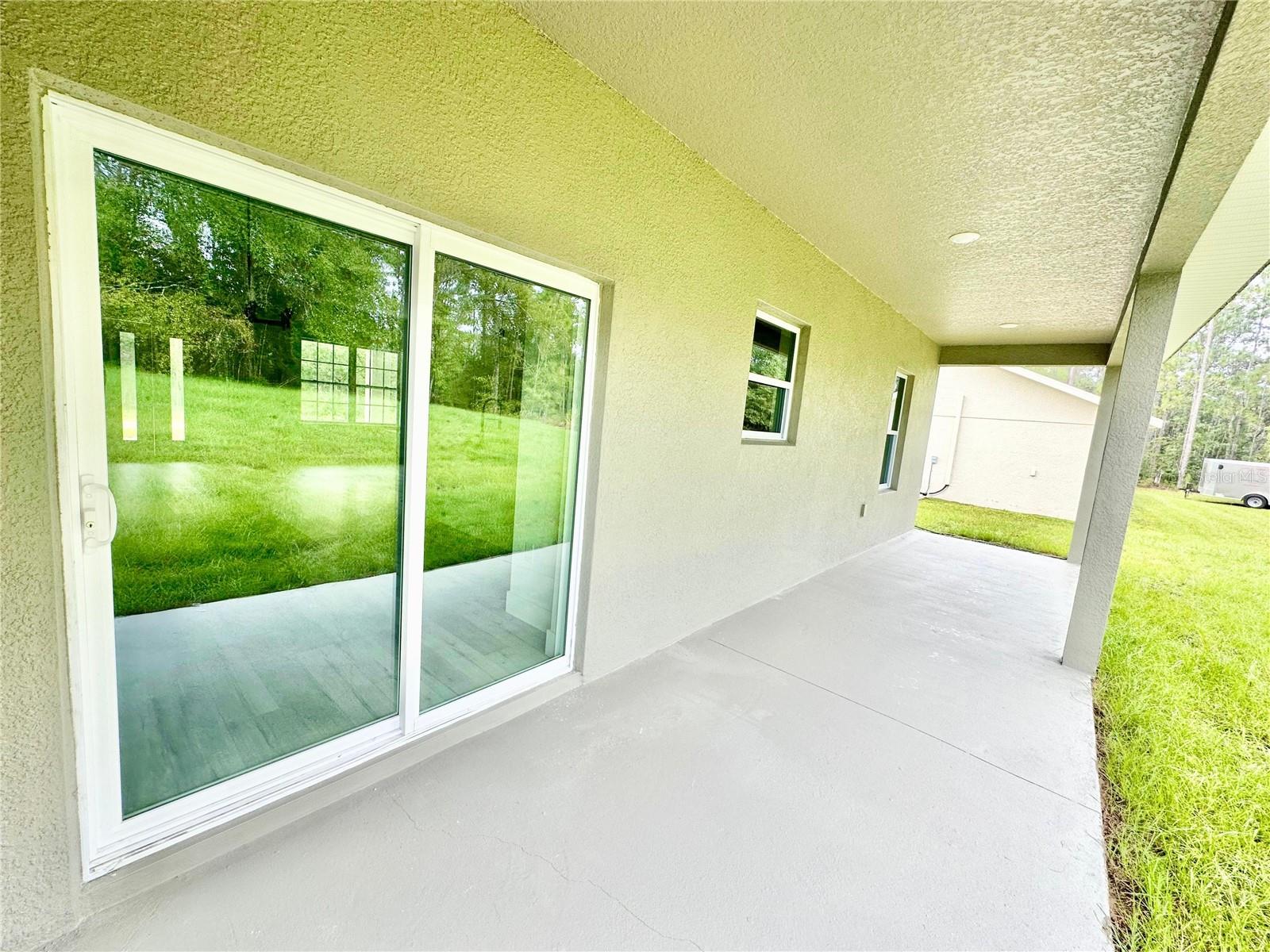 Listing photo id 7 for 6682 Edelweiss Way