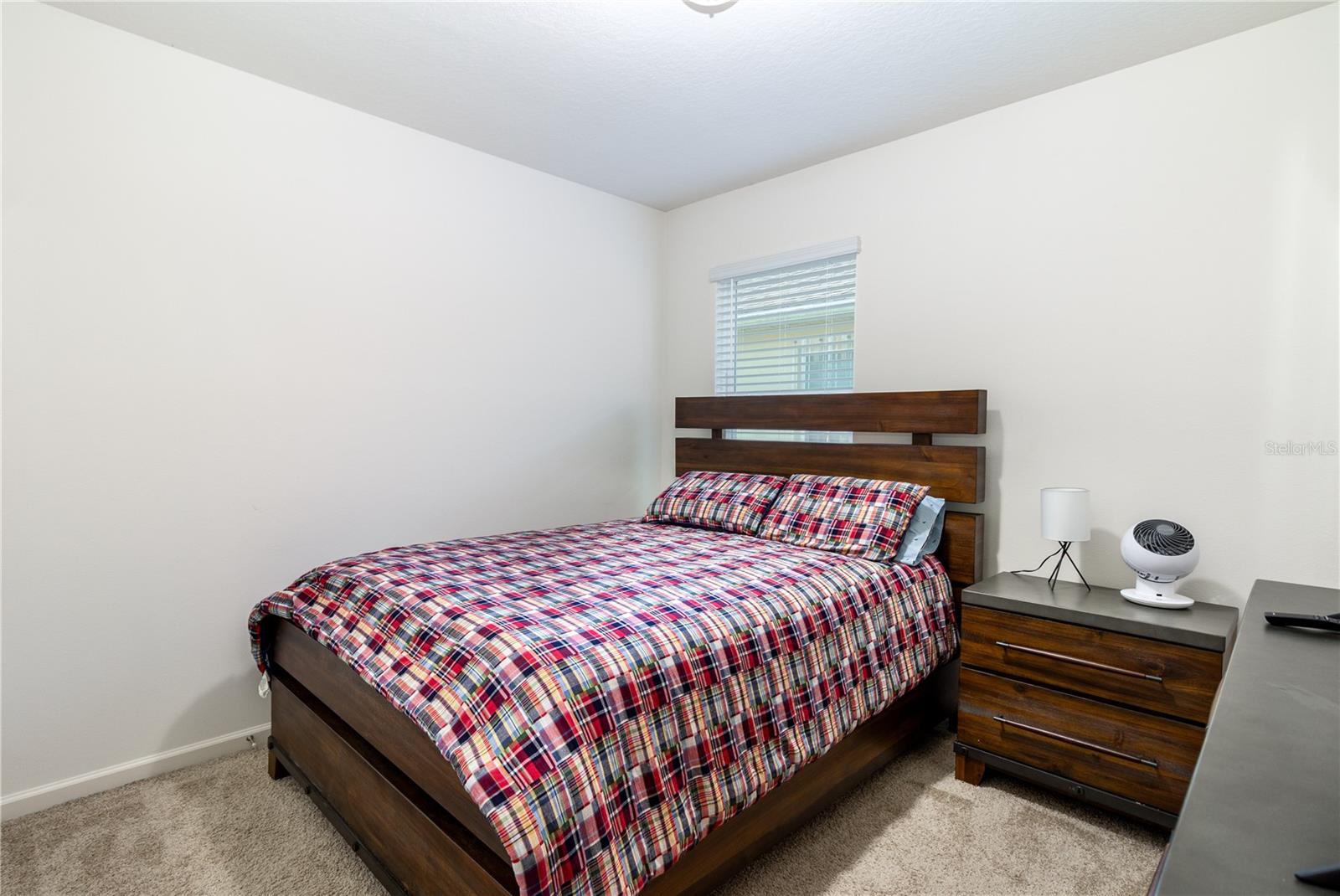 Image 16 of 22 For 255 Guinevere Drive Sw