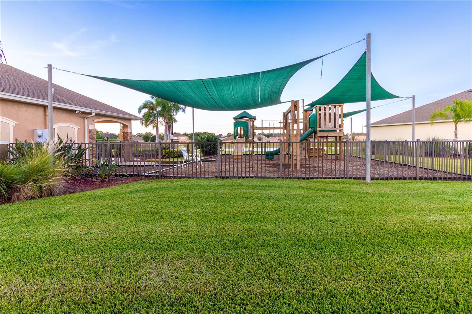 Image 21 of 22 For 255 Guinevere Drive Sw