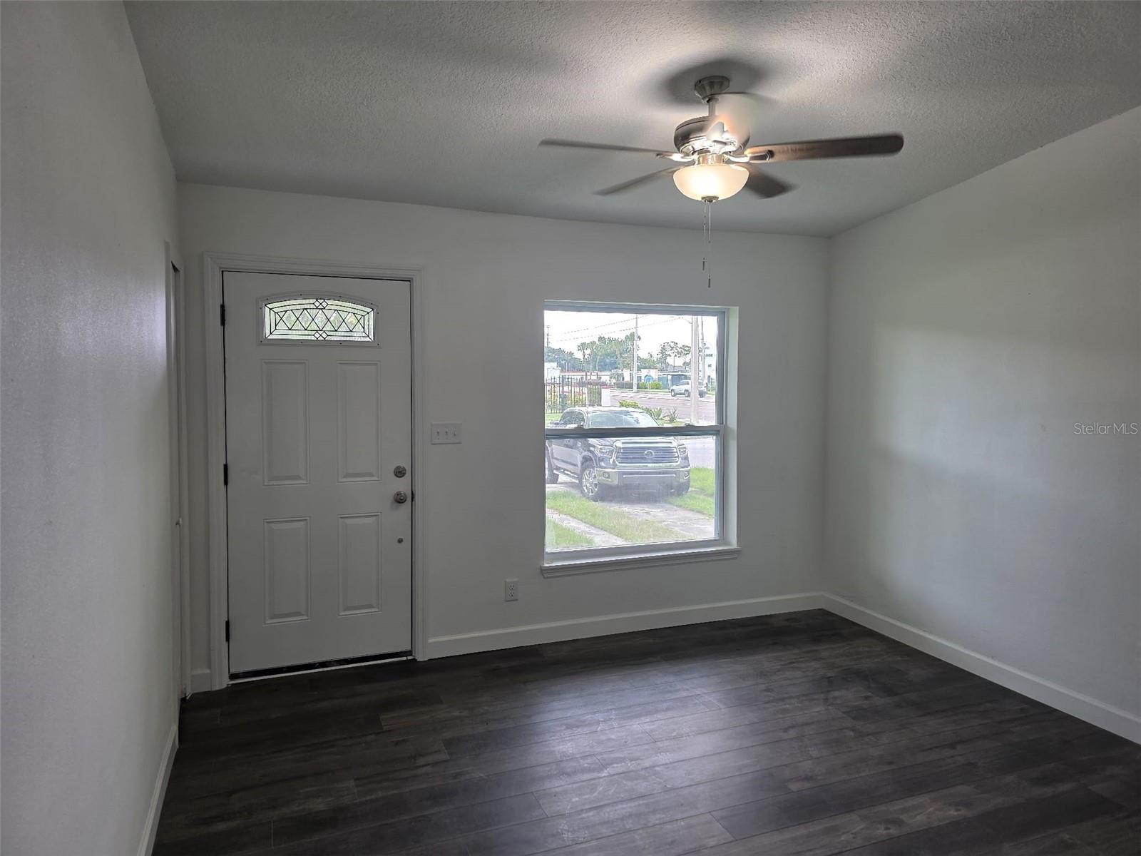 Image 5 of 28 For 5660 Pecos Street