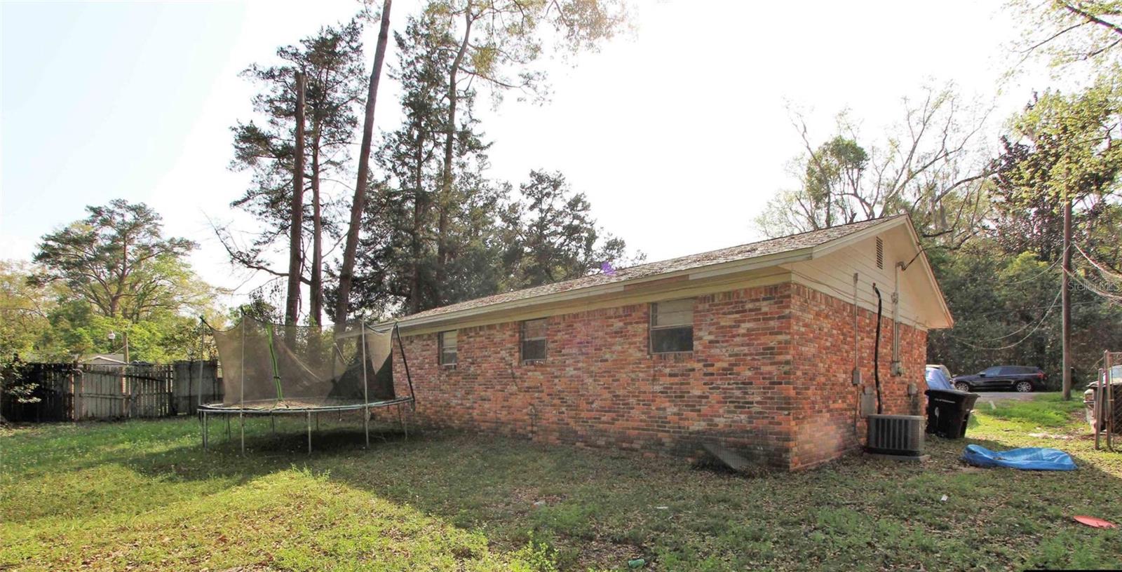 Image 3 of 12 For 2309- 2311 Meridian Street