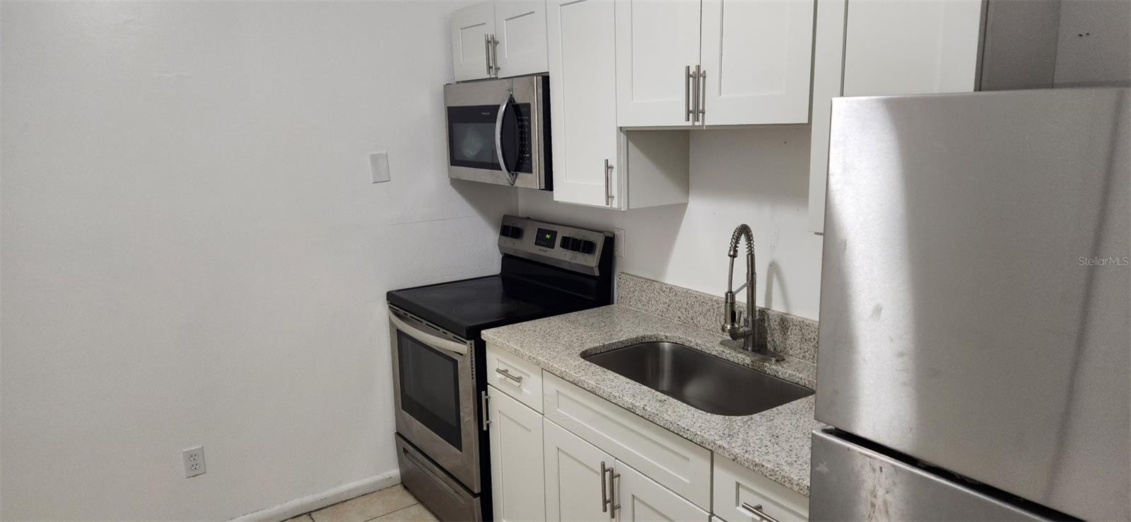 Image 7 of 12 For 2309- 2311 Meridian Street