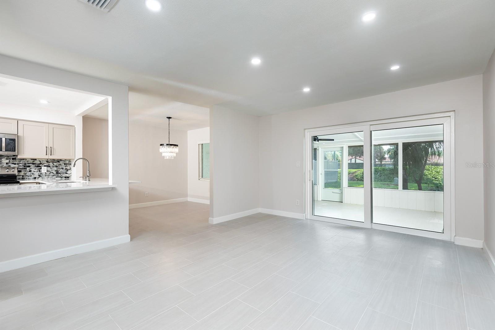Image 10 of 33 For 8137 Citrus Chase Drive