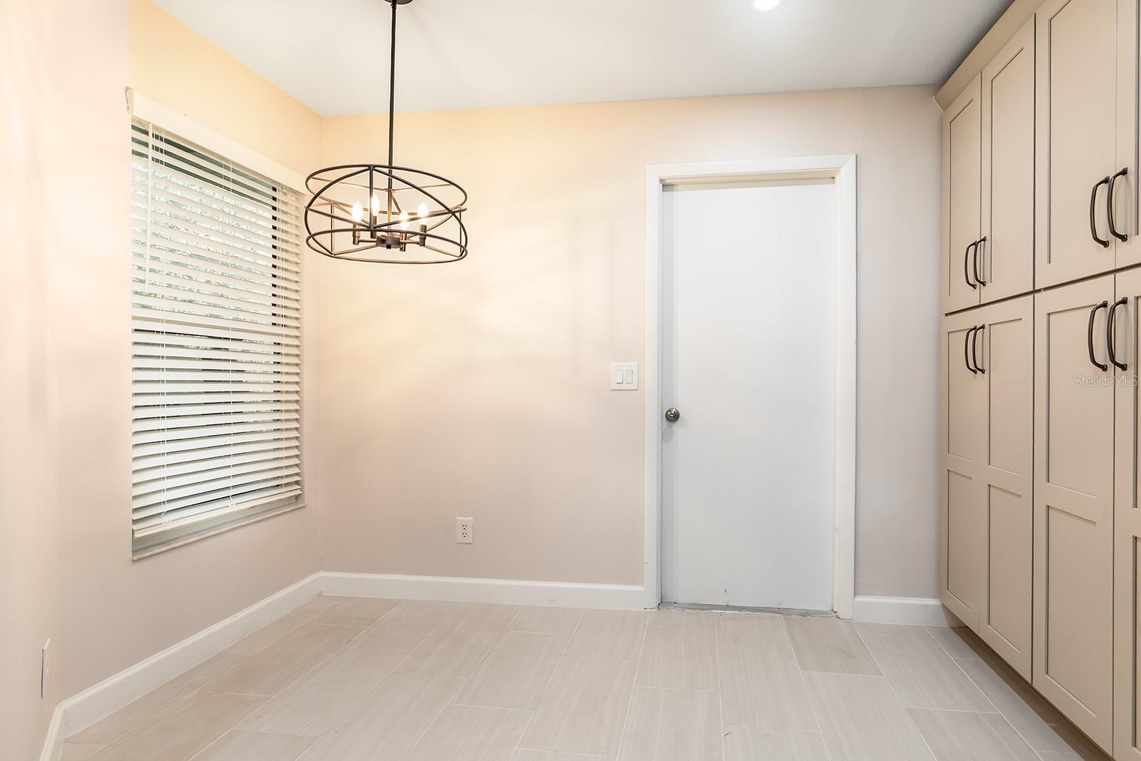 Image 4 of 33 For 8137 Citrus Chase Drive