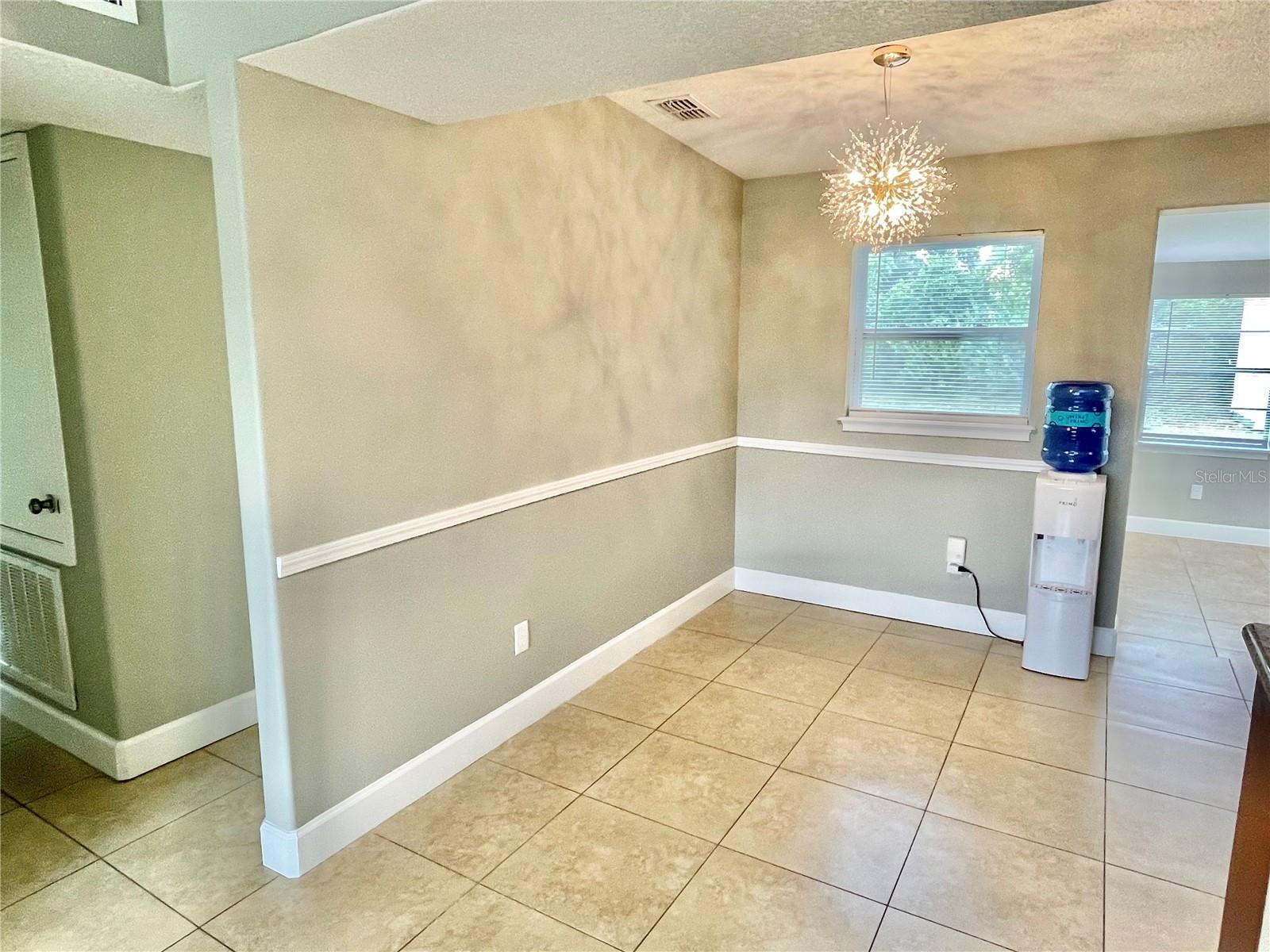 Image 16 of 17 For 836 Logan Drive
