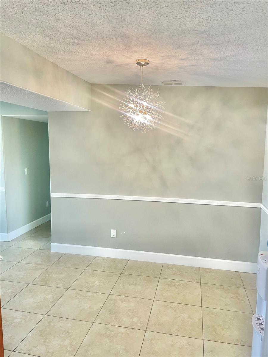Image 4 of 17 For 836 Logan Drive