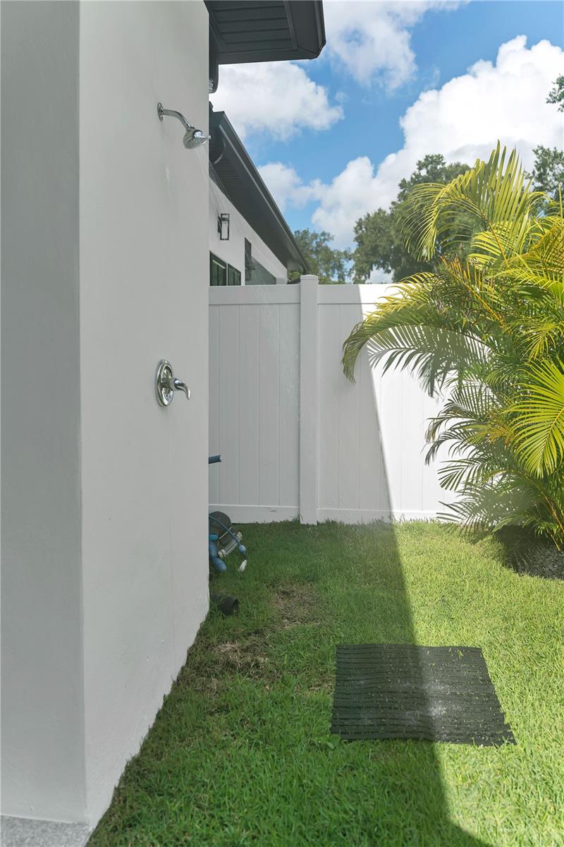 Image 70 of 76 For 239 Harding Street