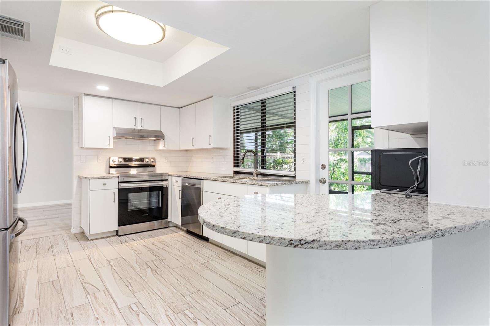 Image 10 of 30 For 8434 Cypress Lake Circle